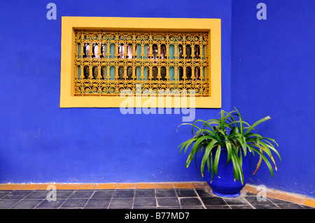 Entrée du studio du peintre français Jacques Majorelle, 1886-1962, dans le Jardin Majorelle, Marrakech, Maroc, Afrique Banque D'Images