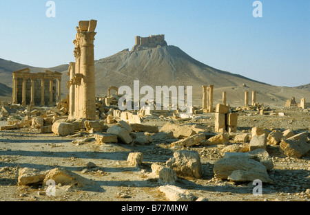 Ruines de la ville désertique Palmyre, en Syrie, au Moyen-Orient, Orient Banque D'Images