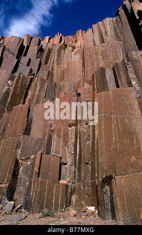 Tuyaux d'orgue fait de basalte, Twyfelfontein, Damaraland, Namibie, Afrique Banque D'Images