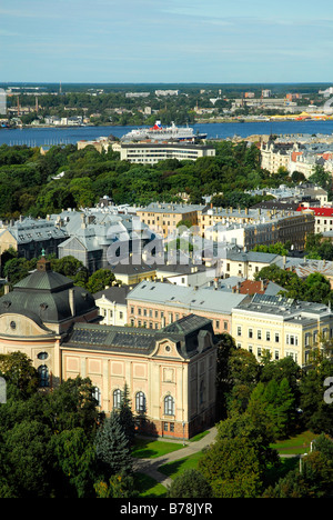 Vue depuis le bar Skyline, l'hôtel Reval Latvija sur l'Esplanade, Latvium Musée National des Arts, makslas muzejs Art Museum et Banque D'Images