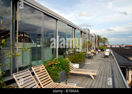 L'hôtel Bayerischer Hof à Promenadeplatz 2-6 Square, du toit-terrasse de l'Blue Spa, centre-ville, Munich, Haute-Bavière, Bavaria, Banque D'Images