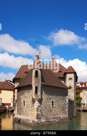 Palais de L'Isle sur la rivière Thiou, Annecy, Haute Savoie, France. Banque D'Images