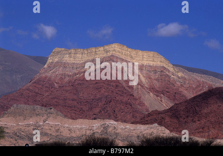 Cerro Yacoraite, Quebrada de Humahuaca, Argentine Banque D'Images