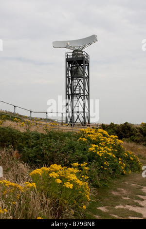 Le radar de garde-côtes à Fairlight, East Sussex, Angleterre. Banque D'Images