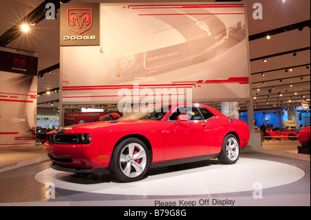 2009 Dodge Challenger au 2009 North American International Auto Show de Detroit Michigan USA. Banque D'Images