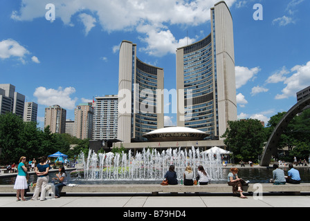 L'Hôtel de Ville de Toronto et de La Fontaine Banque D'Images