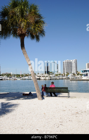Sarasota Floride USA voir de cette ville de la Côte du Golfe et la zone de développement de bayfront Banque D'Images