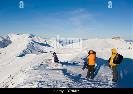 Randonneurs sur Kasprowy Wierch Zakopane Tatras Pologne Région Podhale Banque D'Images