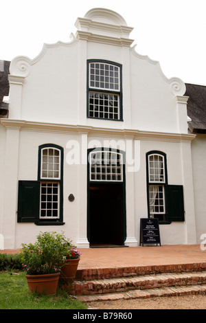 Cape Dutch typique architecture des bâtiments autour de boschendal l'un des plus anciens domaines viticoles en Afrique du Sud franschhoek Banque D'Images