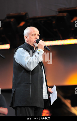 Peter Gabriel de Genesis s'adresse à la foule lors d'une manifestation à Londres Banque D'Images