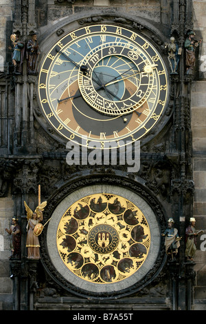 Horloge astronomique sur l'Hôtel de Ville Altstaedter à côté de l'anneau Altstaedter à Prague, République Tchèque, Europe Banque D'Images