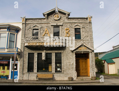 Maison en bois historique construit de petites billes, centre d'information des visiteurs, l'or du Klondike, Skagway, Alaska, USA, Amérique du Nord Banque D'Images