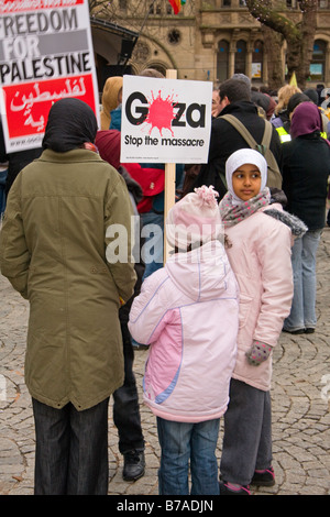 La guerre contre Gaza Israël anti rallye, dans Albert Square, Manchester Le dimanche 20 janvier 2009 Banque D'Images