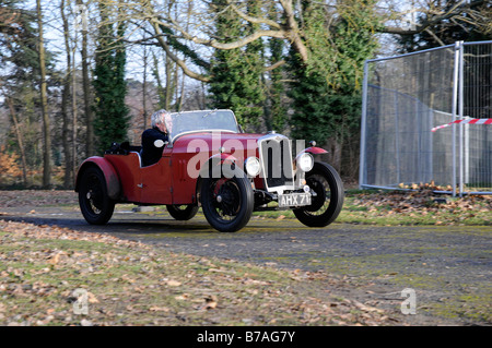 1932 Riley 9 1087cc spécial Nouvel An CSECC tests de conduite le Brooklands motorsport voiture vintage 2009 Janvier Banque D'Images