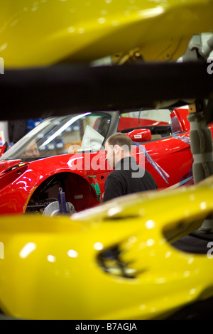 La ligne de production chez Lotus Cars Norfolk UK Banque D'Images