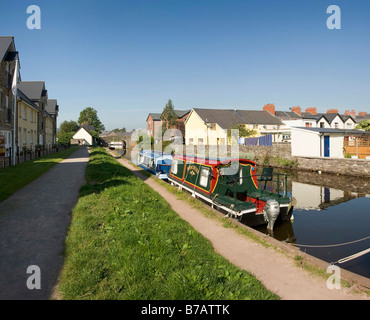 Monmouthshire et canal de Brecon Brecon Beacons National park de Brecon powys Pays de Galles UK dans le bassin du centre-ville Banque D'Images