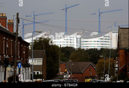 Le nouveau Queen Elizabeth Hospital, Edgbaston, Birmingham en construction, de Selly Oak. Banque D'Images