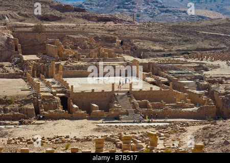 Le Grand Temple dans les Ruines de Petra en Jordanie Banque D'Images