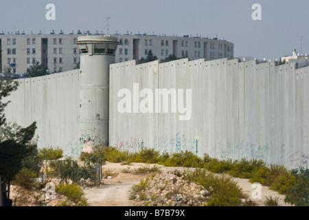 Clôture de sécurité israélienne en dehors de Bethléem en Cisjordanie Banque D'Images