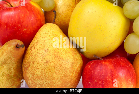 Libre Groupe de fruits d'automne (raisins, pommes, poires) Banque D'Images