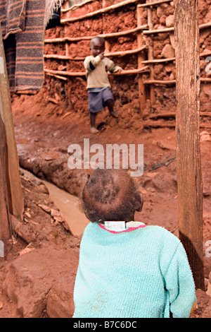 Général des scènes dans et autour de Kibera, le 2ème plus grand bidonville d'Afrique après Soweto. Kibera, Nairobi. Banque D'Images