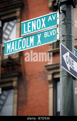 Lenox Avenue - Malcolm X Boulevard, Harlem, New York City, USA Banque D'Images