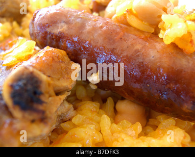'Arroz al horno' (alias 'Arros al Forn" ou plat de riz cuit au four). Plat typique de la cuisine valencienne. Espagne Banque D'Images