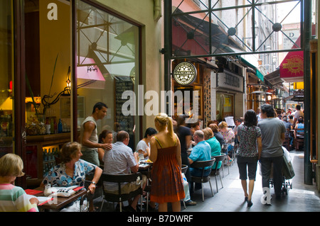 Melbourne s occupé laneway cafés et bars café Banque D'Images