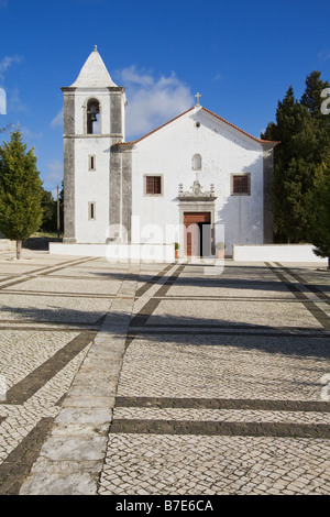 L'église de château de Sesimbra, Portugal Banque D'Images