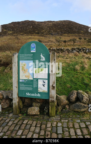 Inscrivez-vous à pied de Slemish, comté d'Antrim, en Irlande du Nord. Banque D'Images