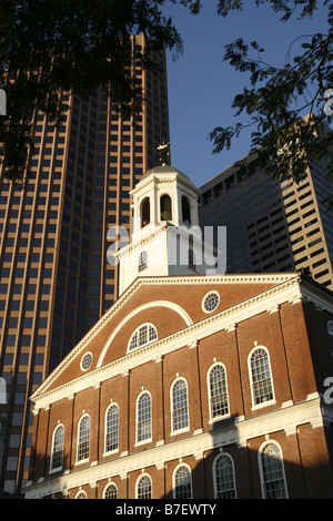 Faneuil Hall et les édifices à bureaux, Boston, Massachusetts, USA Banque D'Images