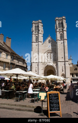Place St Vincent, Chalon sur Saone Bourgogne France UE Banque D'Images