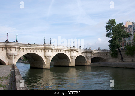 Pont Neuf sur la Seine. Paris Banque D'Images