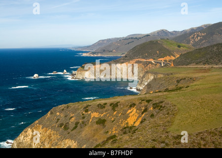 Belle Big Sur vers le bas l'autoroute 1, côte de Californie, Californie Banque D'Images