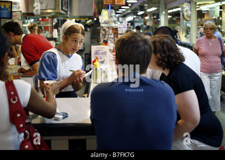 Restaurant Amish, Reading Terminal Market, Philadelphia, Pennsylvania, USA Banque D'Images