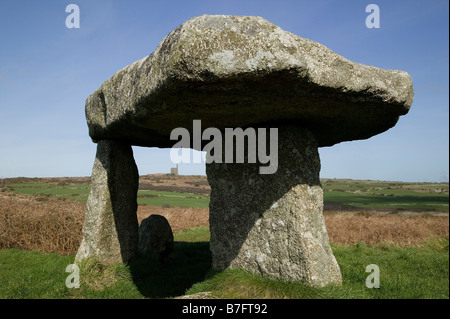 Lanyon Quoit Dolmen chambre funéraire néolithique Cornwall Banque D'Images