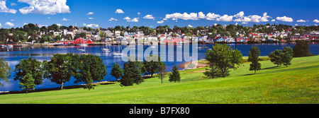 Vue panoramique de Lunenburg en Nouvelle-Écosse, Canada, site du patrimoine mondial de l'UNESCO au Canada atlantique. Banque D'Images