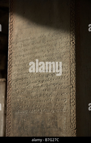 Sculptures en ancien sanskrit à Angkor Wat Banque D'Images