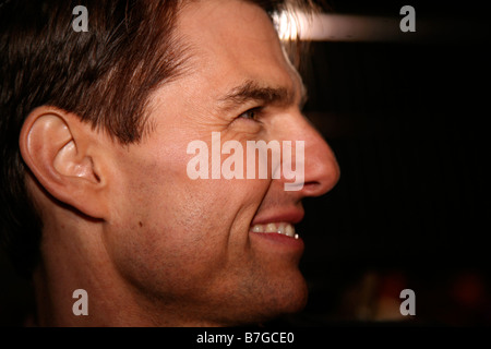 Tom Cruise fans accueille à Valkyrie Premiere, Leicester Square, Londres Banque D'Images