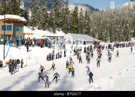 Course de ski nordique au Parc olympique de Whistler la vue des Jeux Olympiques d'hiver de 2010 à Whistler en Colombie-Britannique, Canada. Banque D'Images