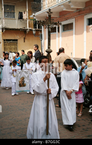 Procession catholique dédiée à la Vierge Marie sur l'Immaculée Conception day le 8 décembre. Banque D'Images