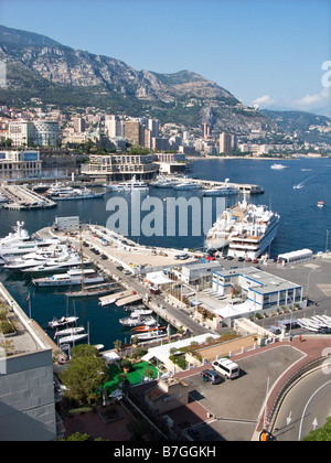 Vue sur le port de Monte Carlo sur la côte d'Azur,Cote D'Azur Banque D'Images