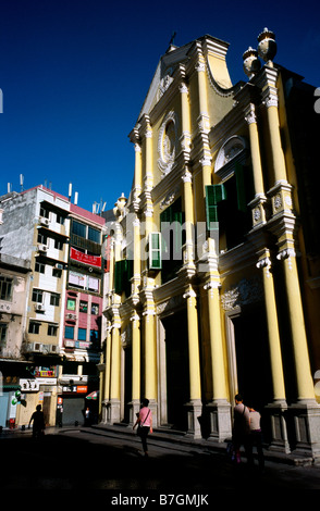 L'église baroque de saint Dominique (Igreja de São Domingos) au Largo de Senado à Macao. Banque D'Images