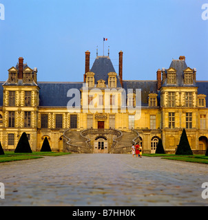 Cheval Blanc ou cour d'Adieu Chateau de Fontainebleau France Banque D'Images