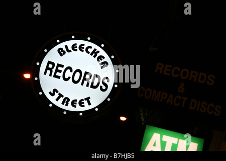 La Bleecker Street Records shop sign, Greenwich Village, New York City, USA Banque D'Images