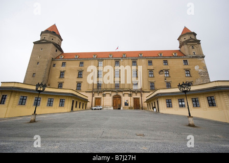 Le château de Bratislava (Bratislavsky hrad) de Bratislava, Slovaquie, était le centre de l'empire Hongrois Autrichiens pendant des siècles Banque D'Images