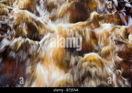 Rushing River. Le parc national des Hautes-Terres du Cap-Breton, Nouvelle-Écosse Banque D'Images