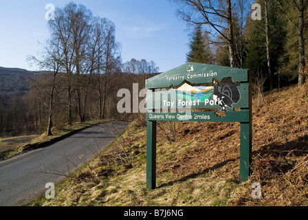 Dh Tay Forest Park PERTHSHIRE STRATHTUMMEL exploitations forestières et d'orientation de la Commission road Banque D'Images