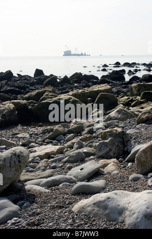 Porte-conteneurs MSC Napoli échoué au large Branscombe beach Banque D'Images