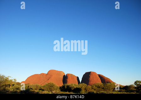 Les olgas Kata Tjuta Mont Olga au coucher du soleil, territoire du Nord, Australie Banque D'Images